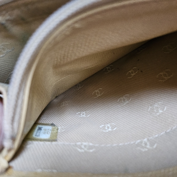 Chanel Tan Neutral Cream Beige Leather Long Flap Tan Wallet - Picture 11 of 15